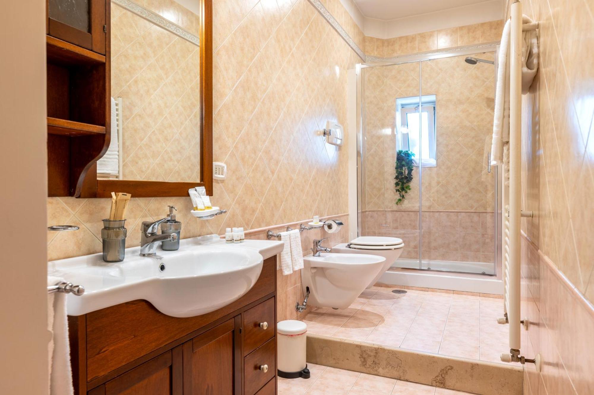 100Mq Maison Paradise - Central & Elegant Apt Bari Extérieur photo